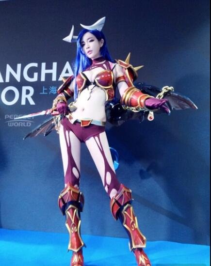 showgirl兔兔:福利不是穿多穿少的问题