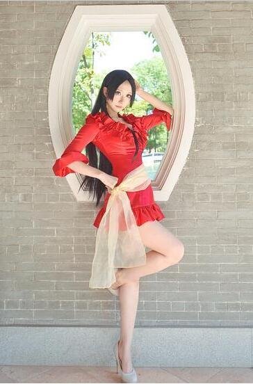 超越原版 韩国长腿美少女COS《海贼王》