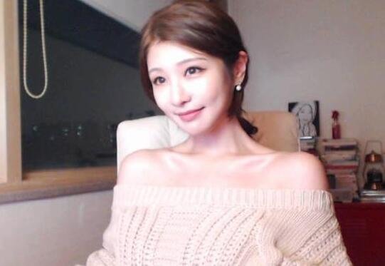 谁还旷课?韩国“最美教师”竟是美女主播