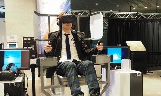 HTC Vive专属福利:试玩机器人驾驶游戏