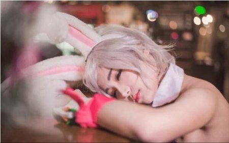 想要胡萝卜吗? 黑丝兔女郎瑞雯COS