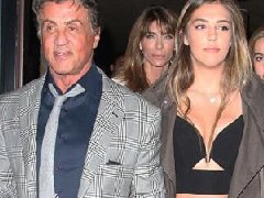 史泰龙女儿颜值超高 个个腿长容貌倾城