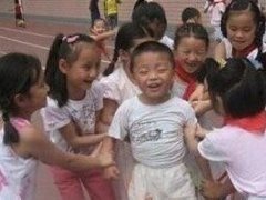 冷吐槽:如何用三个字哄女朋友开心?