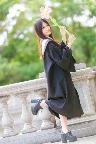 台湾美腿电玩女神私照曝光