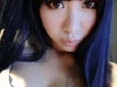 衣服要爆了!台湾36E游戏女主播晒私照