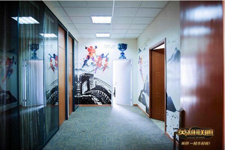 美爆了！RNG基地内部首次曝光