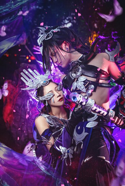 大湿级COS秀精选:扶我起来静静